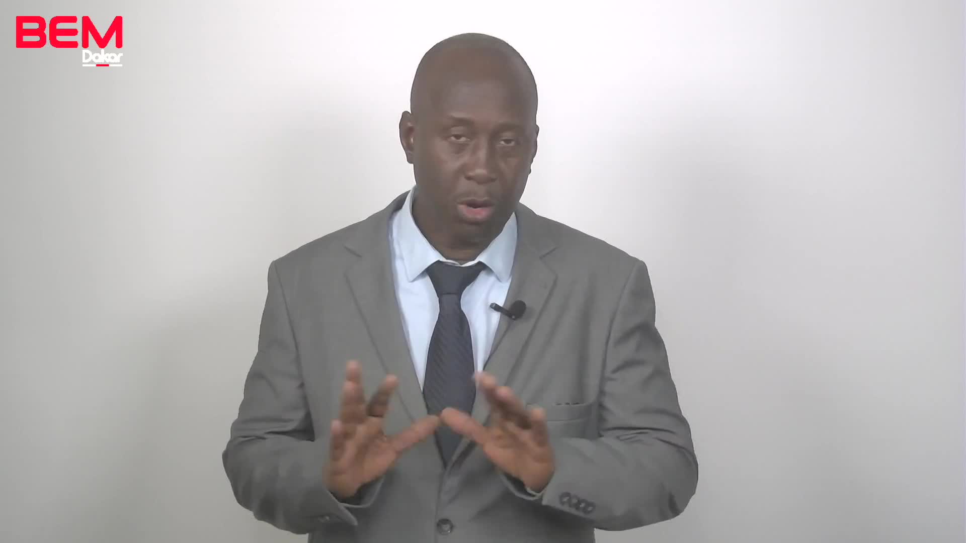 Presentation de cours de leadership Dr BATCHA
