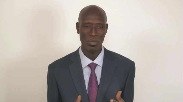 Dr GAYE Pourquoi ce cours com media hors media